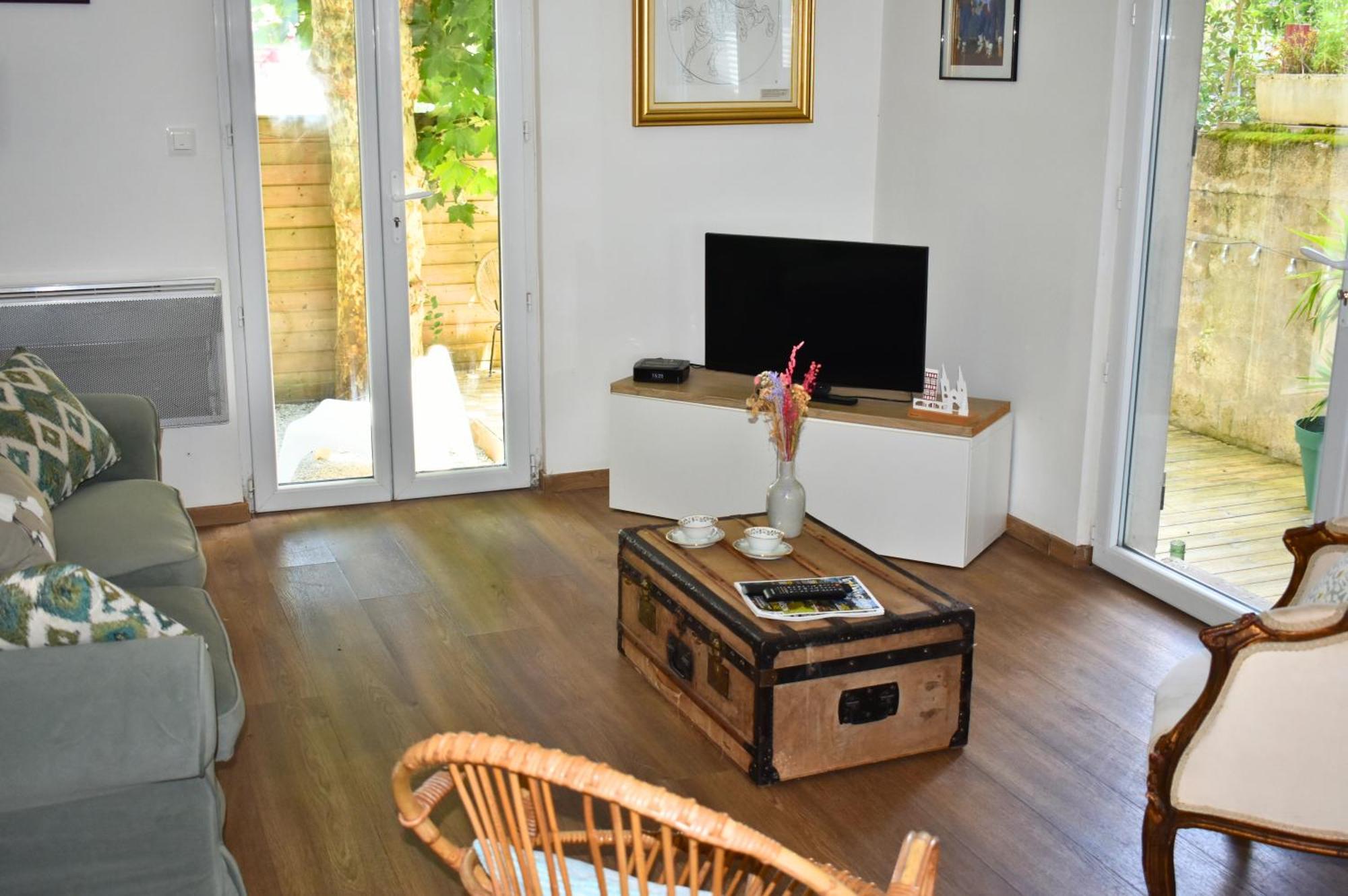 Villa Regis - Jardin-Parking-Wifi-Equipe バイヨンヌ エクステリア 写真